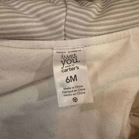 Carter's Snowsuit 6 months - Picture 7 of 7